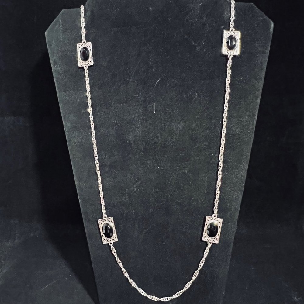 Emmons Silver Tone Black Lucite Necklace Signed (4707)